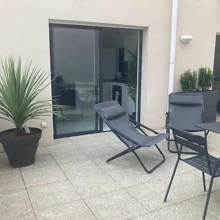 شقة Centre Avec Grande Terrasse Vue Unique لا روش سور يو