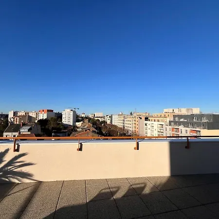 شقة Centre Avec Grande Terrasse Vue Unique لا روش سور يو
